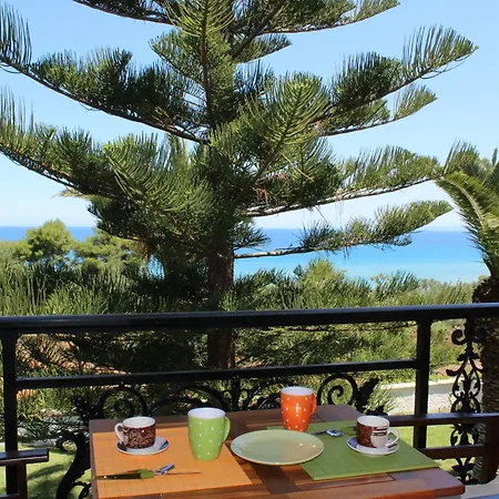 Panorama & Apartmanhotel 3*