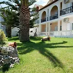 Panorama & Aparthotel 3*