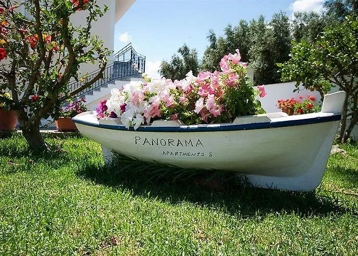 Panorama & Apartmanhotel 3*