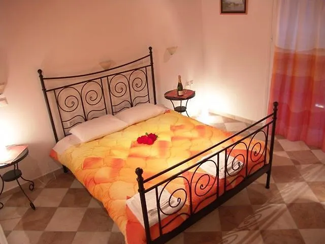 Panorama & Apartmanhotel Alikész