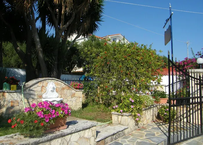 Panorama & Apartmanhotel 3*